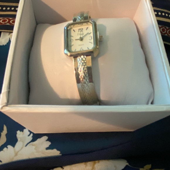 Silver bracelet watch $29 - Picture 2 of 3